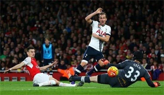 领先三球但 领先三球但