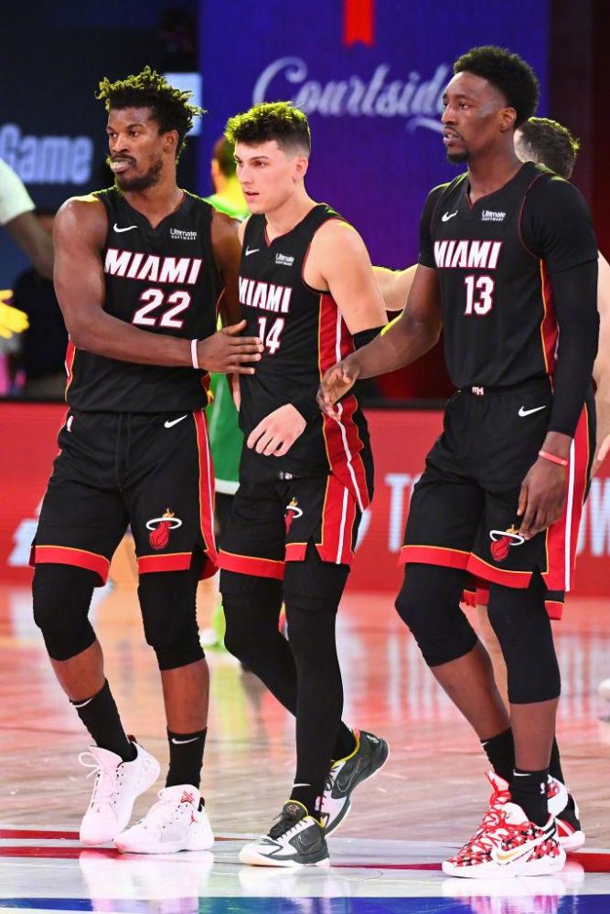 队赌一把 队赌一把