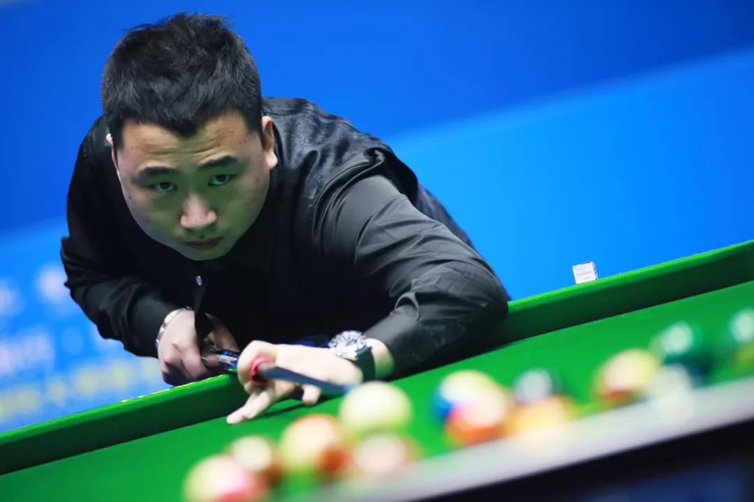 他的信心受 他的信心受