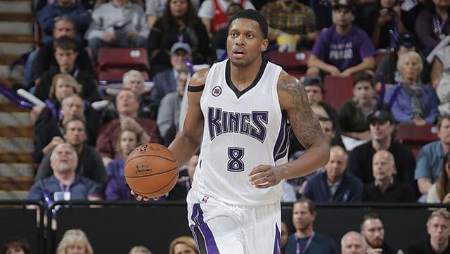 特别是在假 特别是在假