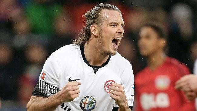 次进攻不断 次进攻不断